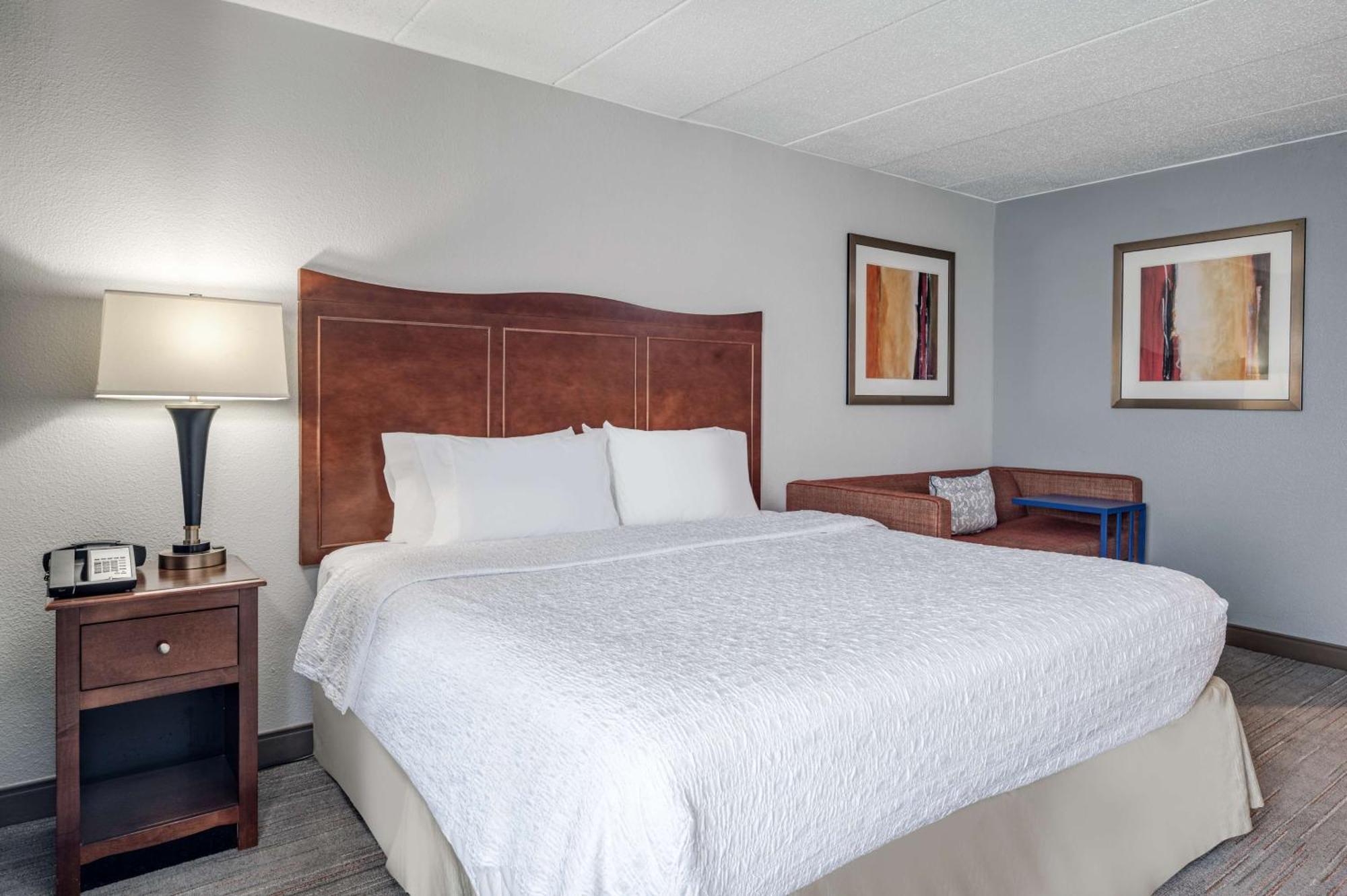 Hampton Inn Baltimore/Уайт-Марш Экстерьер фото