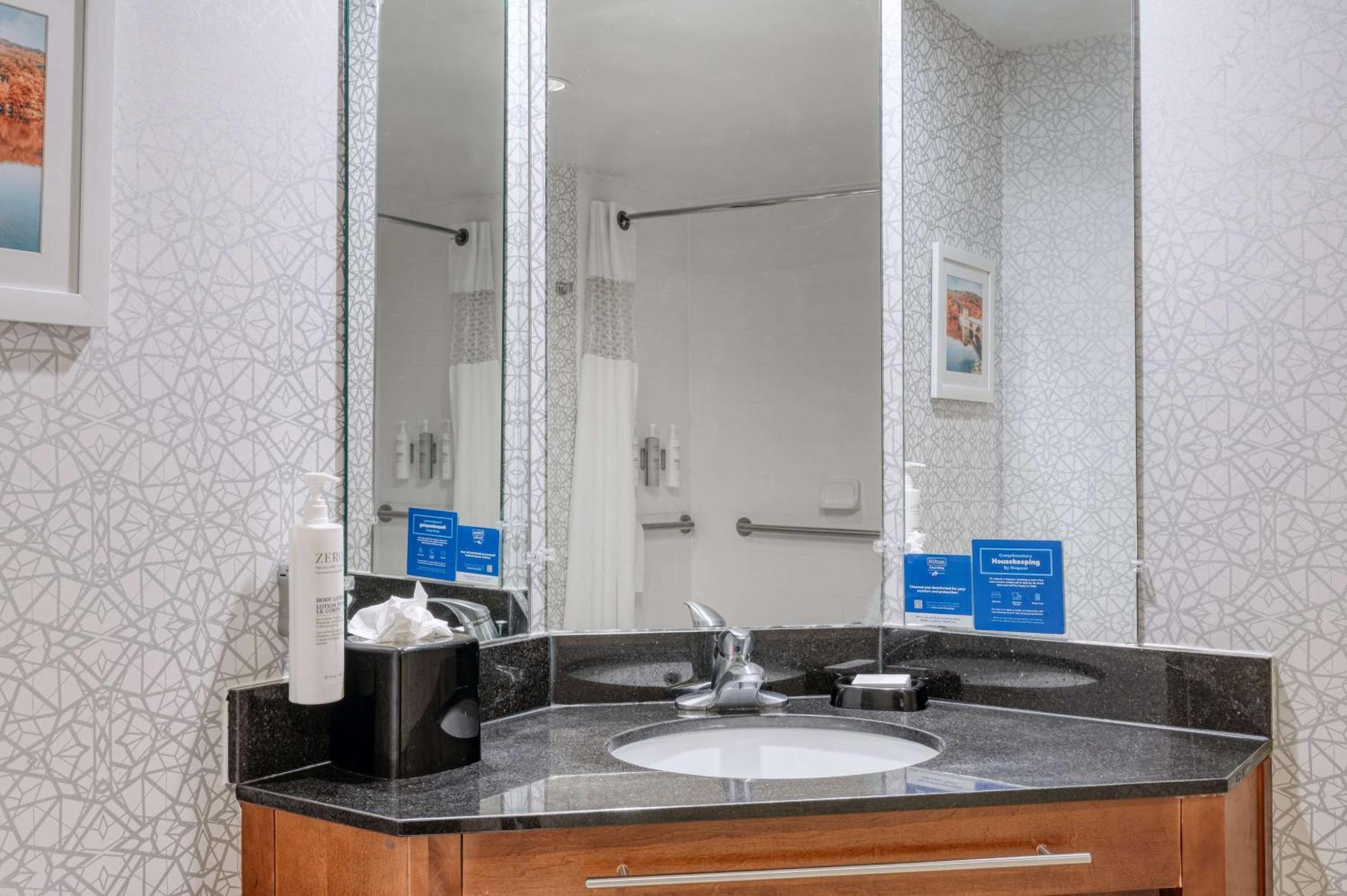 Hampton Inn Baltimore/Уайт-Марш Экстерьер фото