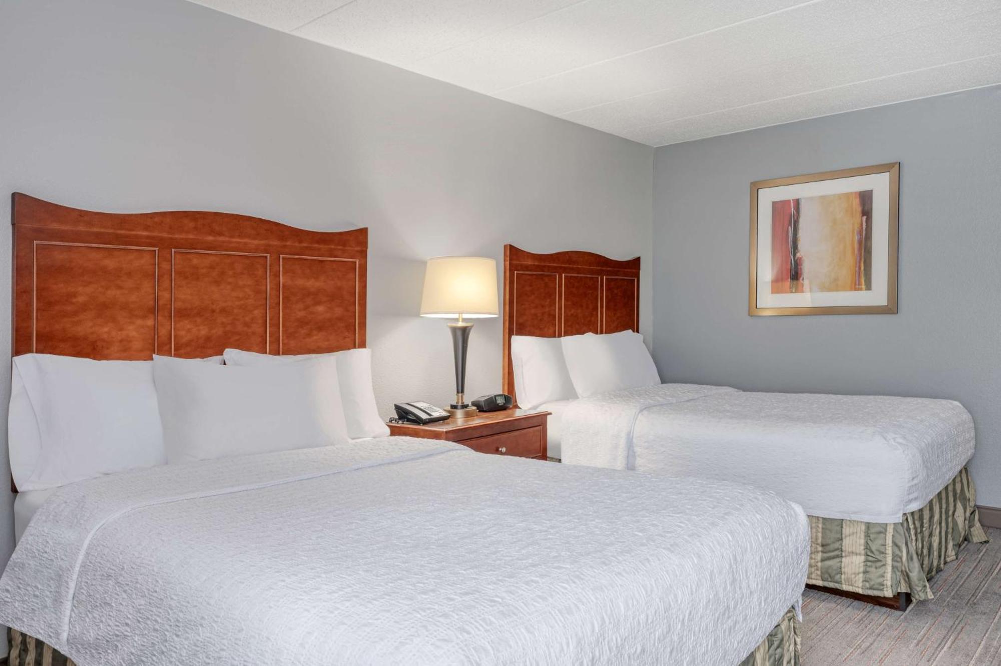 Hampton Inn Baltimore/Уайт-Марш Экстерьер фото