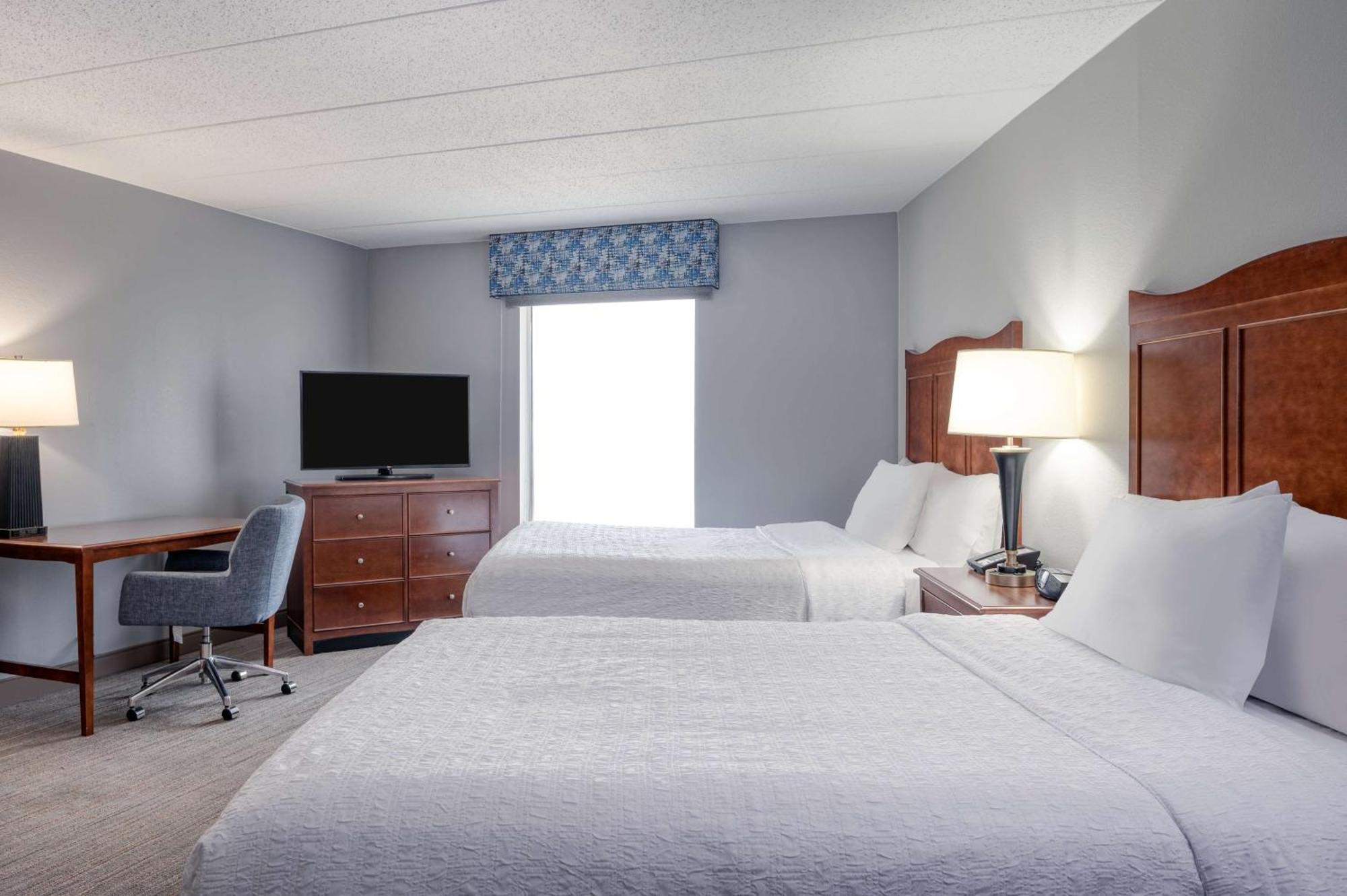 Hampton Inn Baltimore/Уайт-Марш Экстерьер фото