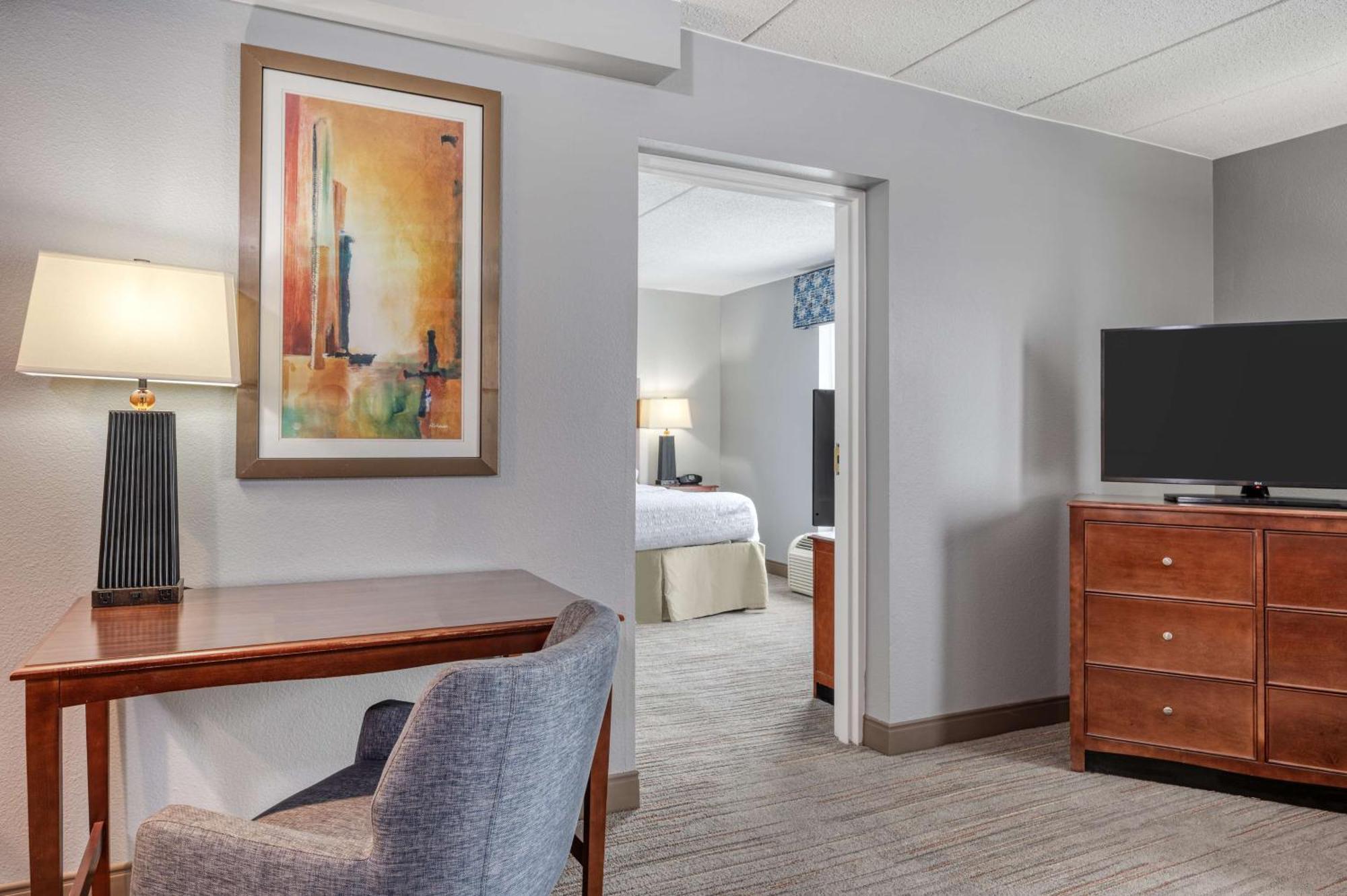 Hampton Inn Baltimore/Уайт-Марш Экстерьер фото