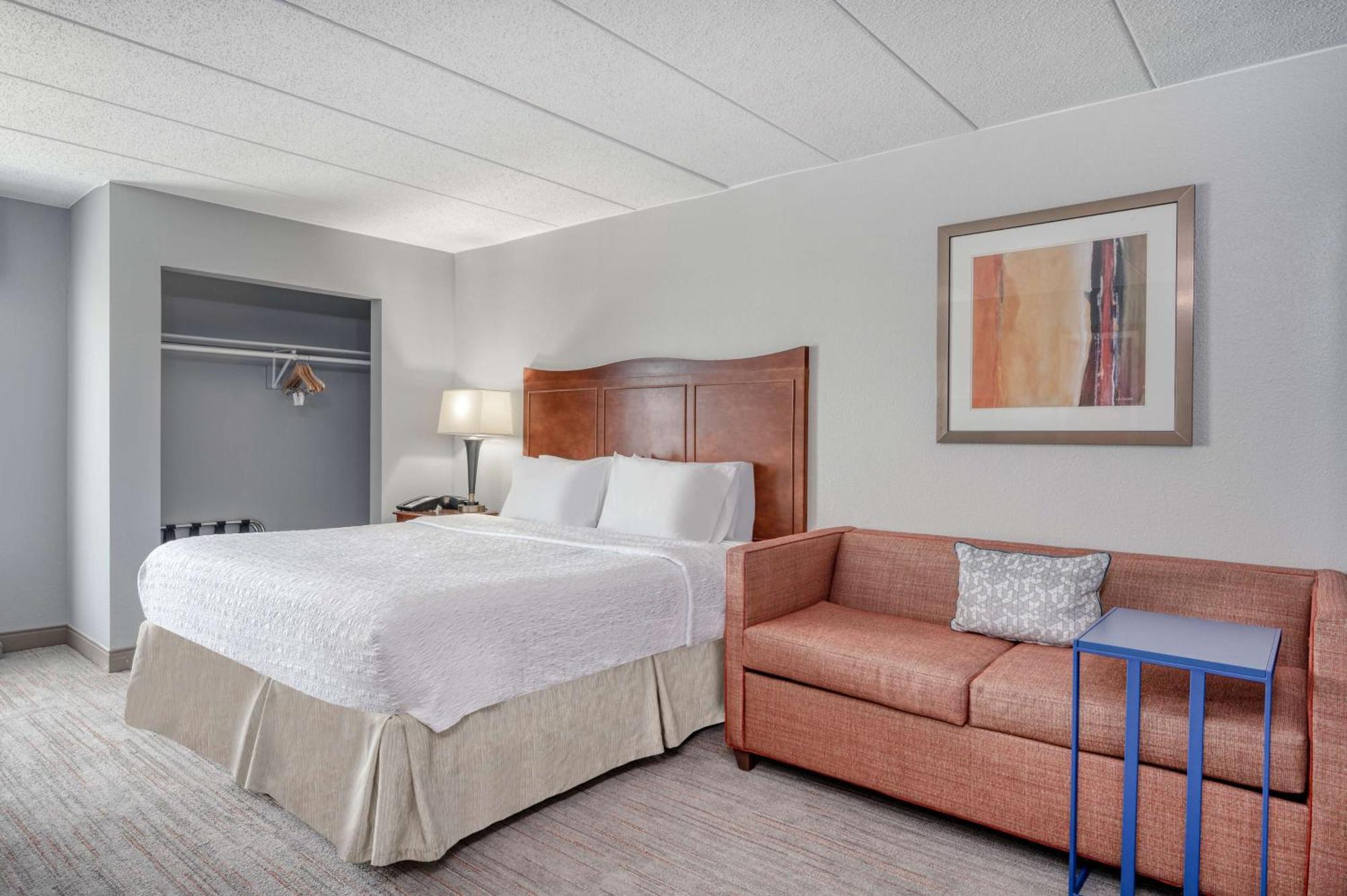 Hampton Inn Baltimore/Уайт-Марш Экстерьер фото