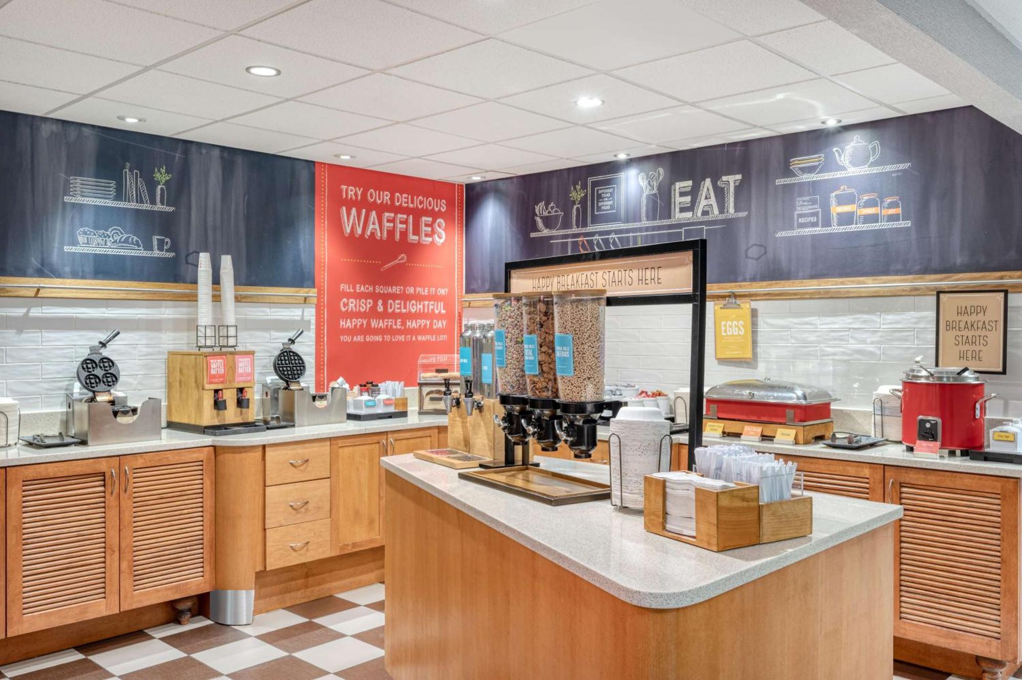 Hampton Inn Baltimore/Уайт-Марш Экстерьер фото